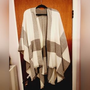 White & Gray Checkered Poncho